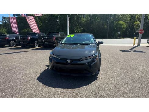 Used 2024 Toyota Corolla LE FWD image 7