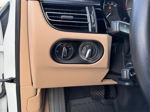 Used 2024 Porsche Macan S image 19