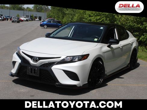 Used 2022 Toyota Camry TRD FWD image 1