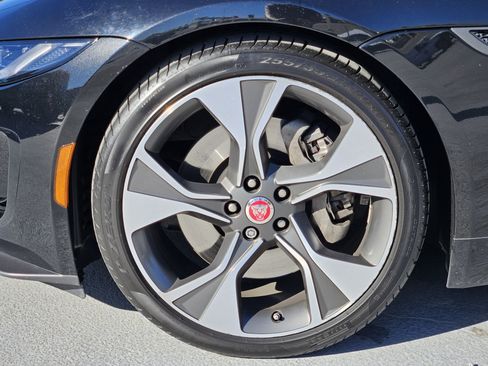 Used 2021 Jaguar F-TYPE First Edition image 13