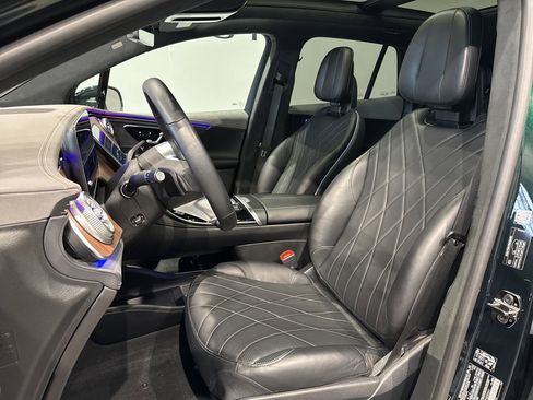 Used 2023 Mercedes-Benz EQE 500 4MATIC SUV w/ Pinnacle Trim Package image 14