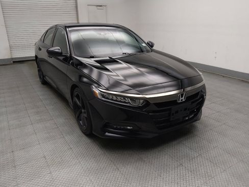 Used 2019 Honda Accord Sport image 13