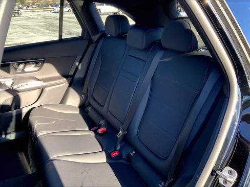 New 2026 Mercedes-Benz GLC 300 4MATIC image 13