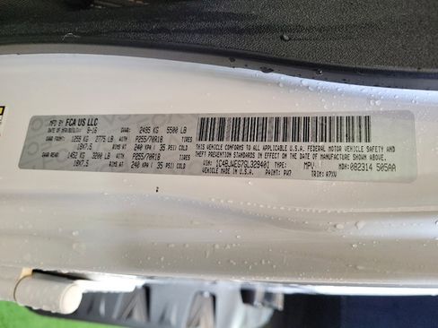 Used 2016 Jeep Wrangler Unlimited Sahara w/ Connectivity Group image 33