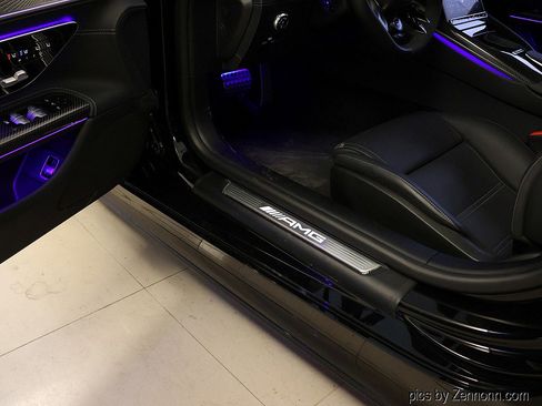 Used 2024 Mercedes-Benz SL 55 AMG 4MATIC image 31