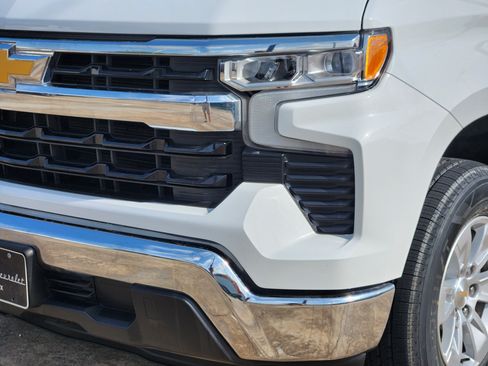 Certified 2025 Chevrolet Silverado 1500 LT RWD image 10