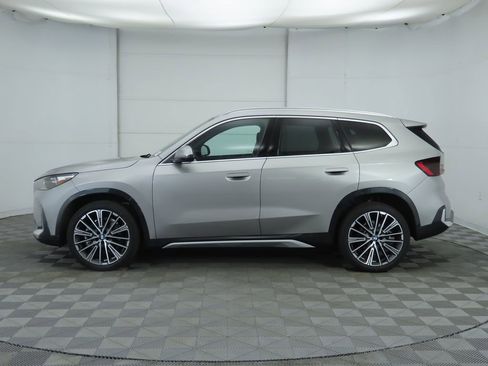 Used 2025 BMW X1 xDrive28i w/ Premium Package image 8