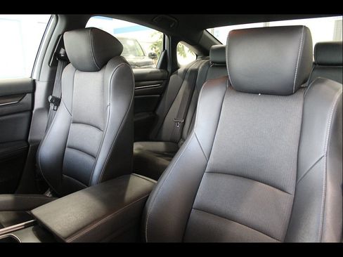 Used 2022 Honda Accord Sport image 14