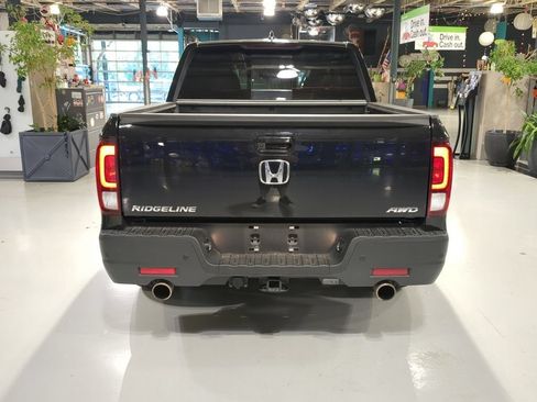 Used 2023 Honda Ridgeline Black Edition image 9
