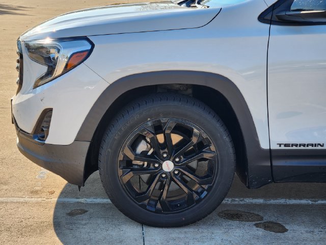Used 2020 GMC Terrain SLT w/ Preferred Package FWD image 8