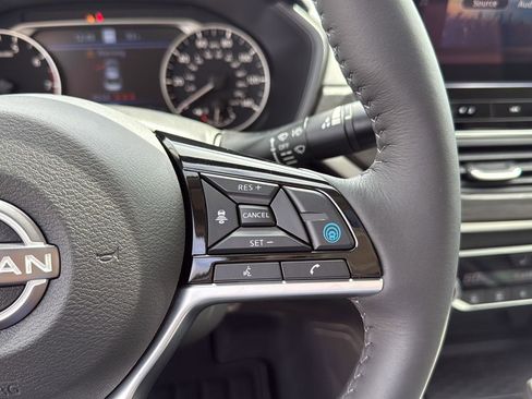 Used 2024 Nissan Altima 2.5 SL image 19