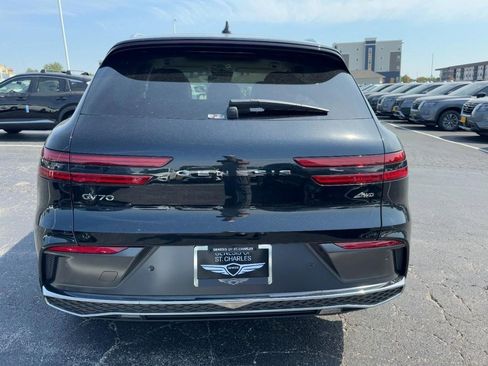 New 2026 Genesis GV70 2.5T Select image 4