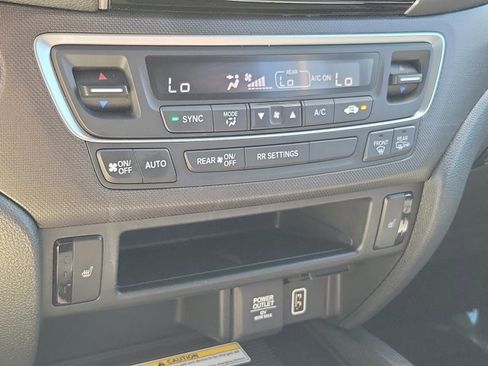 Used 2022 Honda Passport TrailSport image 30