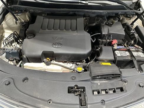 Used 2014 Toyota Avalon Limited image 22