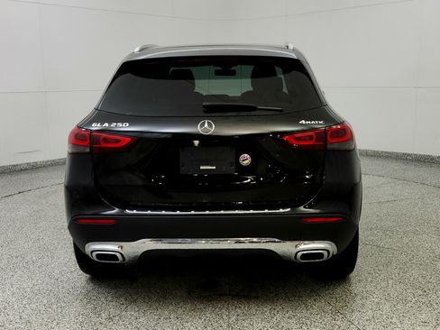Used 2023 Mercedes-Benz GLA 250 4MATIC w/ Premium Package image 6