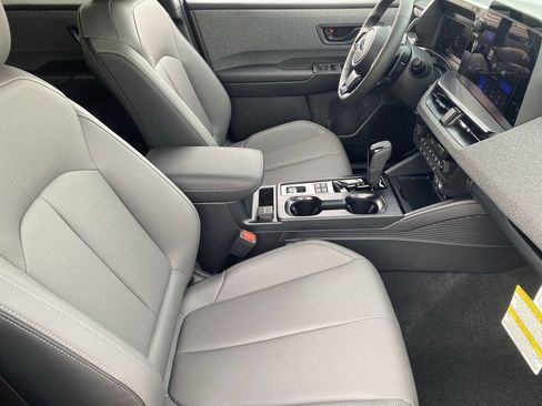 New 2026 Subaru Outback Limited XT w/ Premium/Limited Package 2 AWD/4WD image 8