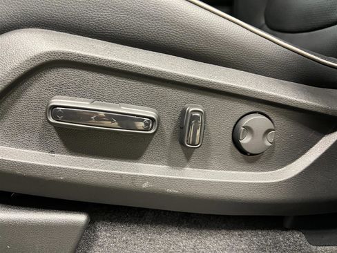 New 2025 Honda Pilot Elite image 16