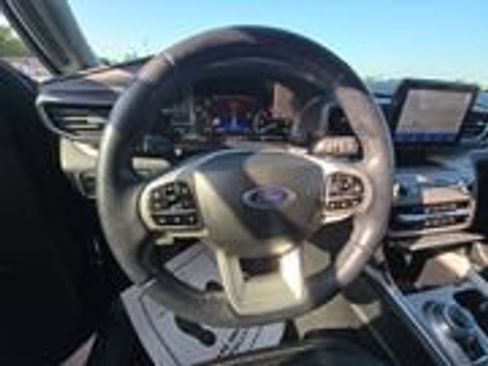 Used 2023 Ford Explorer XLT w/ Equipment Group 202A AWD/4WD image 12