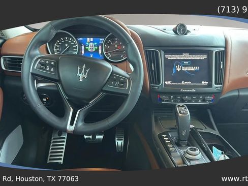 Used 2019 Maserati Levante S GranLusso AWD/4WD image 45