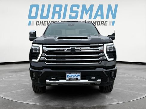 Used 2024 Chevrolet Silverado 2500 High Country image 8