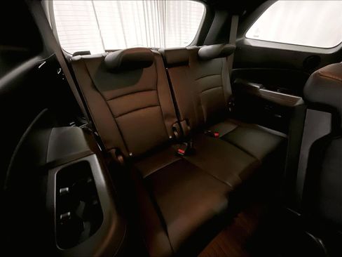 Used 2022 Honda Pilot TrailSport image 17