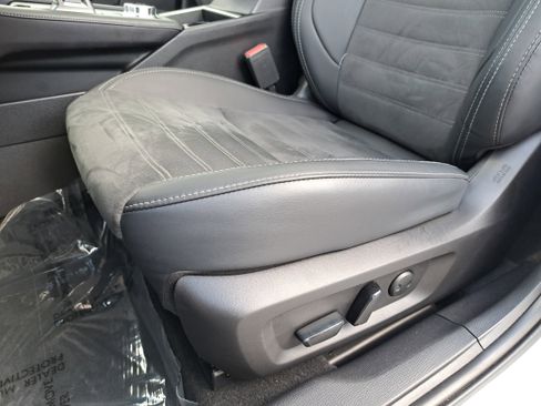 Used 2024 Mitsubishi Outlander SE FWD image 28