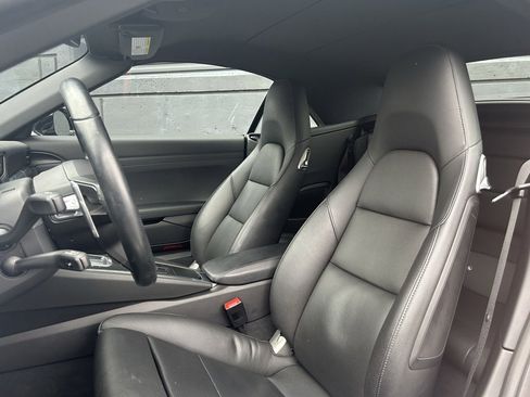 Certified 2017 Porsche 911 Carrera 4S image 5