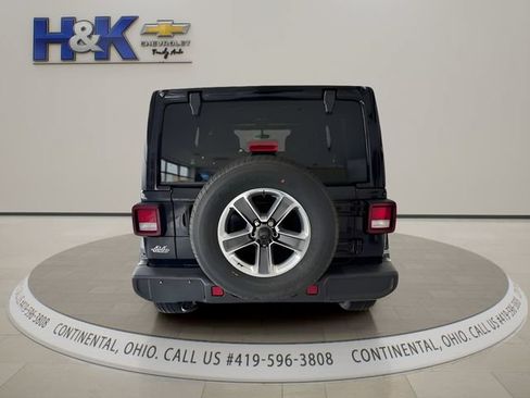 Used 2021 Jeep Wrangler Unlimited Sahara w/ Uconnect 4C Nav & Sound Group AWD/4WD image 5