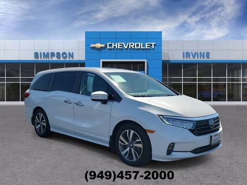 Used 2023 Honda Odyssey Touring image 2