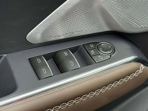 New 2026 GMC Acadia Denali Ultimate image 9