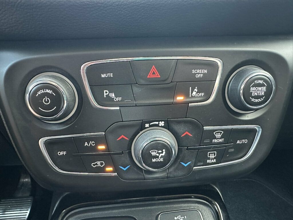 Used 2021 Jeep Compass Limited AWD/4WD image 21