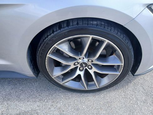 Used 2015 Ford Mustang GT Premium w/ Equipment Group 401A RWD image 18