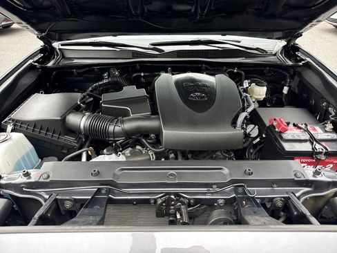 Used 2023 Toyota Tacoma SR5 RWD image 30