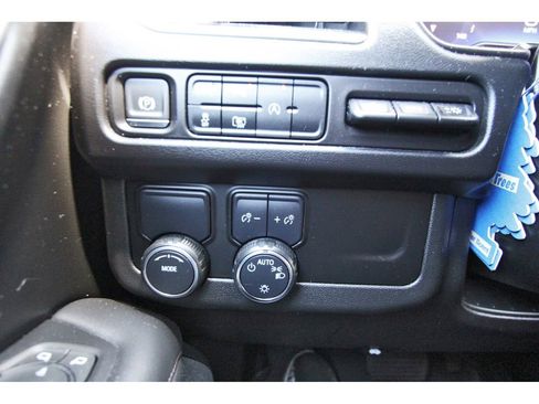 Used 2023 Chevrolet Tahoe High Country RWD image 16