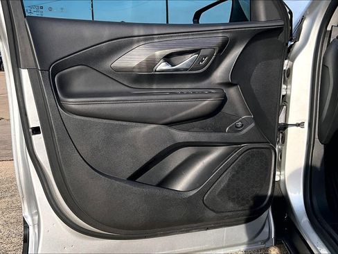 Used 2022 GMC Terrain SLE w/ Driver Convenience Package image 22