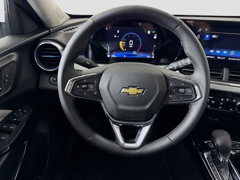 New 2026 Chevrolet Trax LT w/ Driver Confidence Package FWD image 11