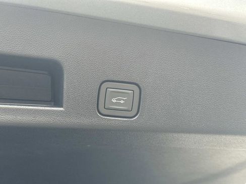 New 2026 Chevrolet Traverse RS w/ LPO, Floor Liner Package FWD image 14