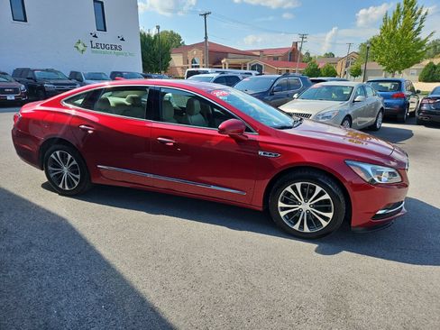 Used 2018 Buick LaCrosse Essence FWD image 8