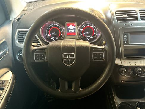 Used 2020 Dodge Journey SE w/ Blacktop Package image 17