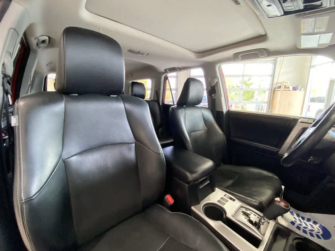 Used 2017 Toyota 4Runner Limited AWD/4WD image 26