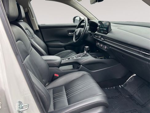 Used 2023 Honda HR-V EX-L image 15