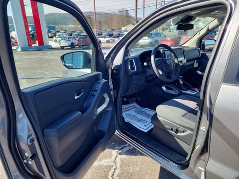 New 2026 Nissan Frontier SV image 10