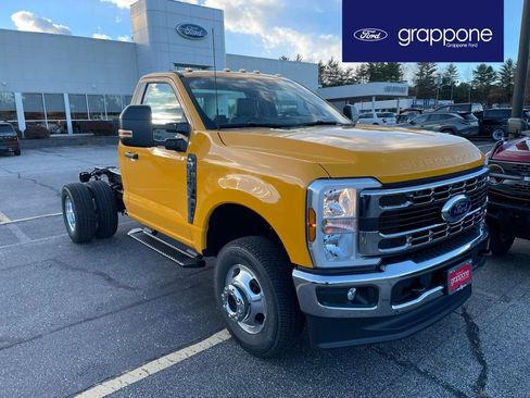 New 2026 Ford F350 XL w/ XL Chrome Package image 1