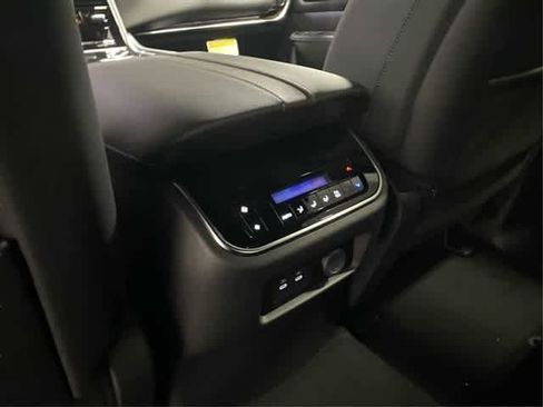 New 2025 Nissan Armada SL w/ Captain's Chari Seat Package image 26