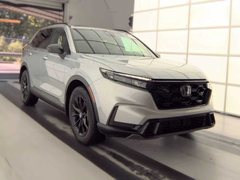 Used 2025 Honda CR-V Sport image 6