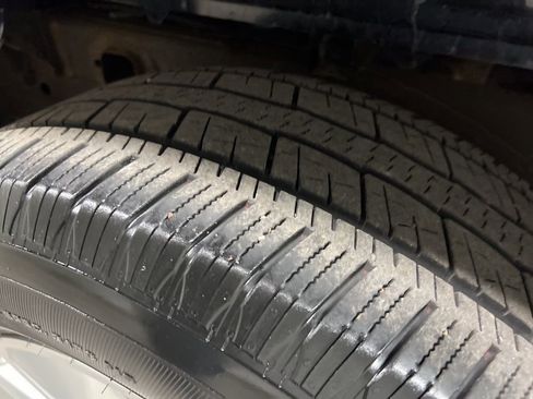 Used 2023 Chevrolet Silverado 1500 Custom image 43