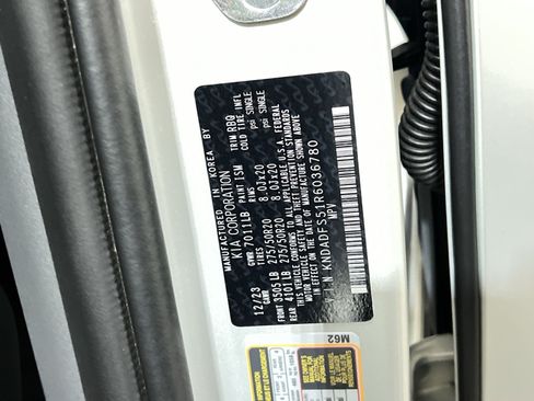 Used 2024 Kia EV9 Land AWD/4WD image 30