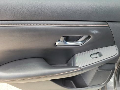 Used 2020 Nissan Sentra SR w/ Electronics Package FWD image 13