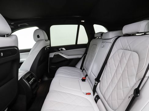 Certified 2026 BMW X5 xDrive40i AWD/4WD image 22