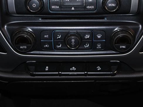 Used 2019 GMC Sierra 1500 SLE w/ SLE Value Package AWD/4WD image 28